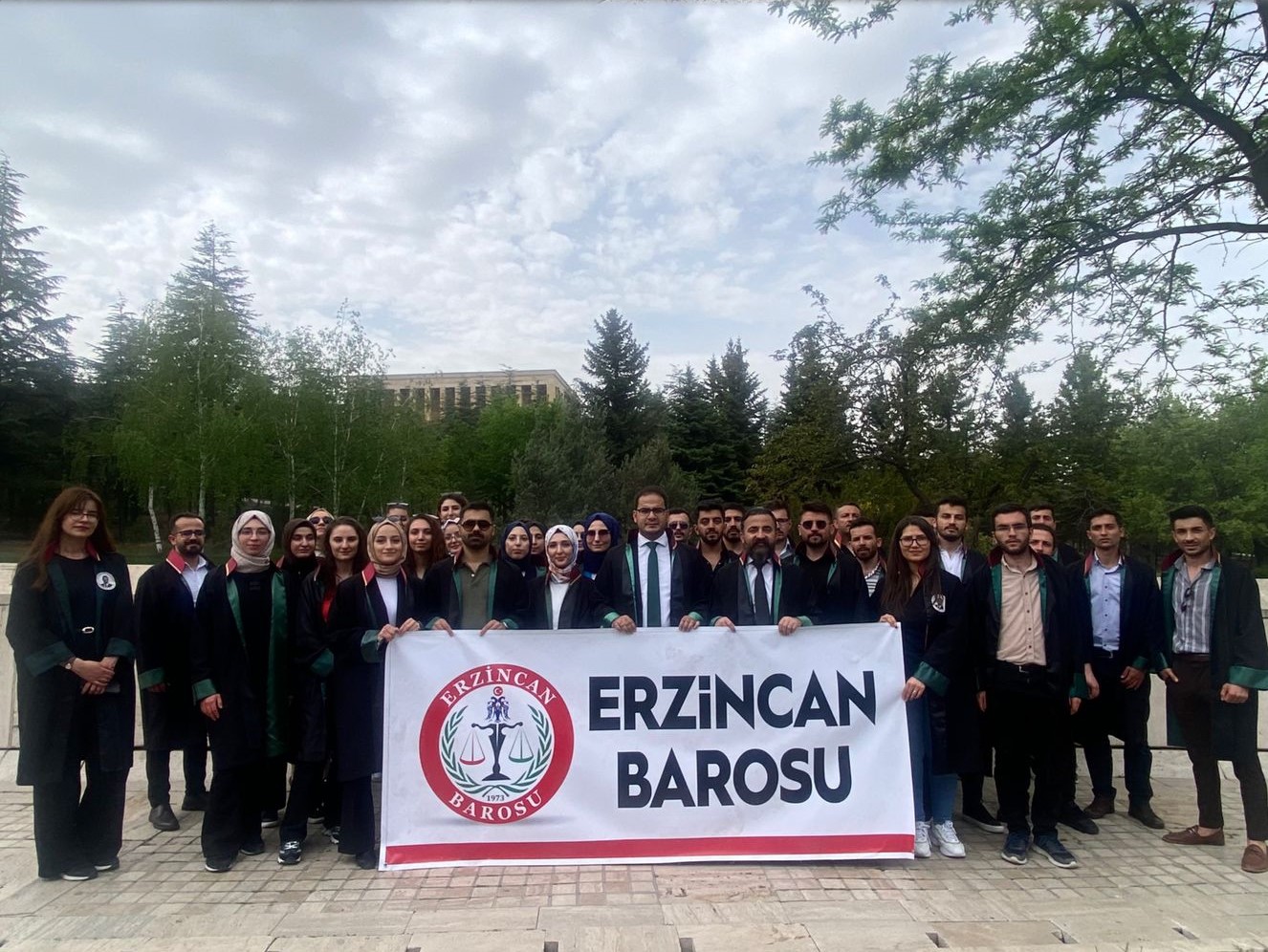 Erzincan Barosu, “Avukat İçin de Adalet” mitinginde yerini aldı