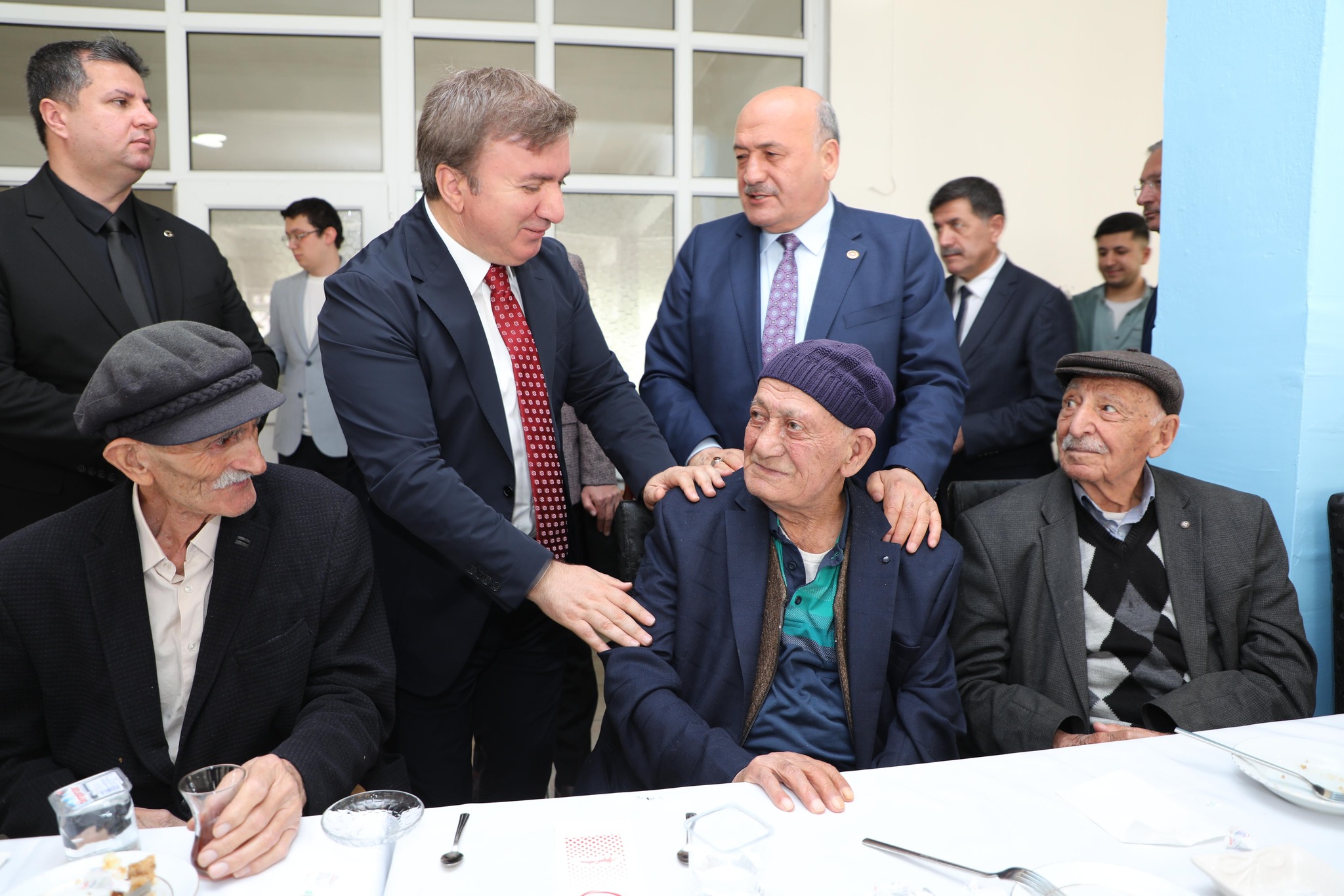 Erzincan Valisi Hamza Aydoğdu Ramazan bayramı dolayısıyla 100. Yıl Atatürk