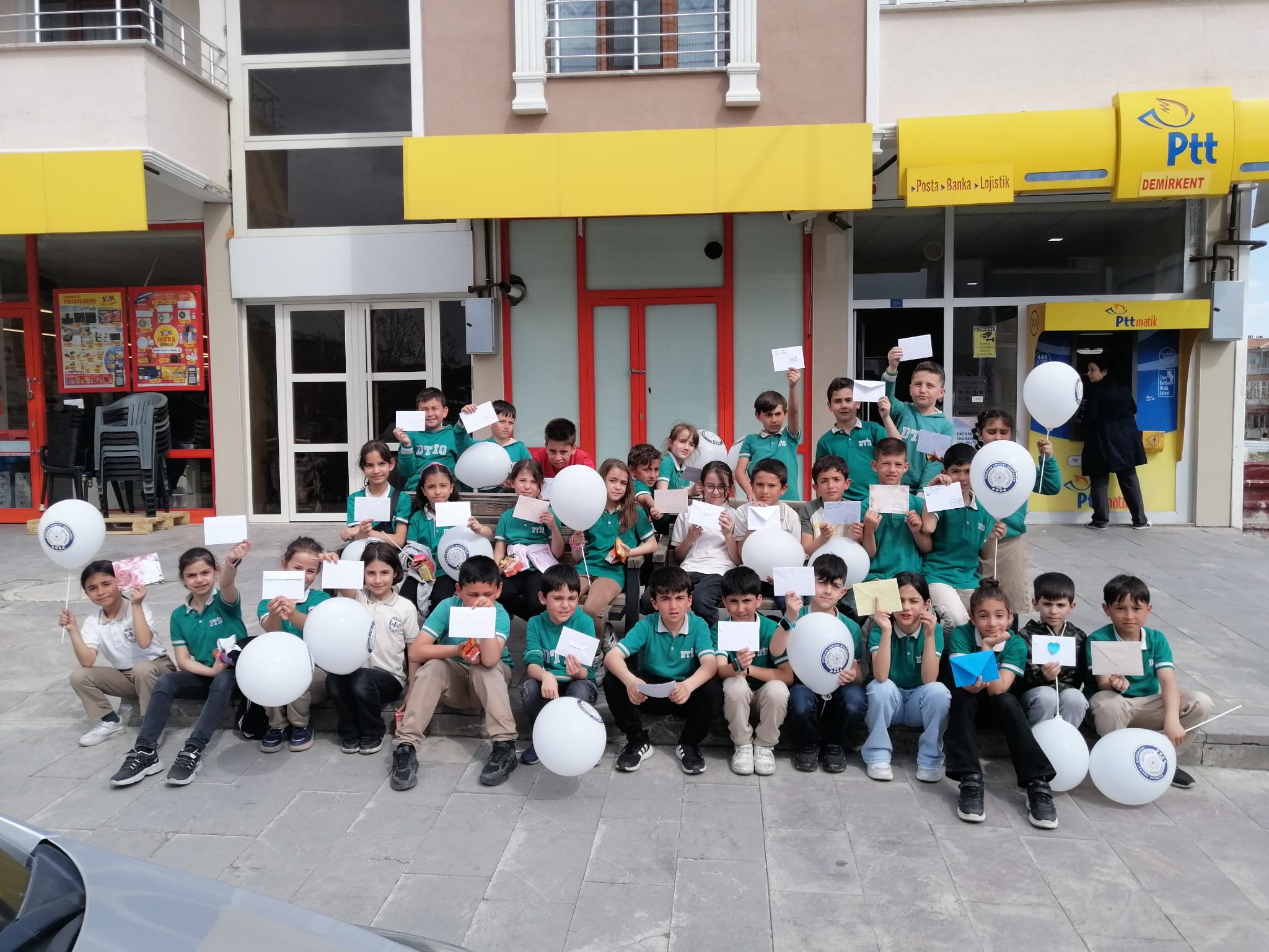Demirkent TOKİ İlkokulu 3/ C ve Demirkent TOKİ Ortaokulu 5/C
