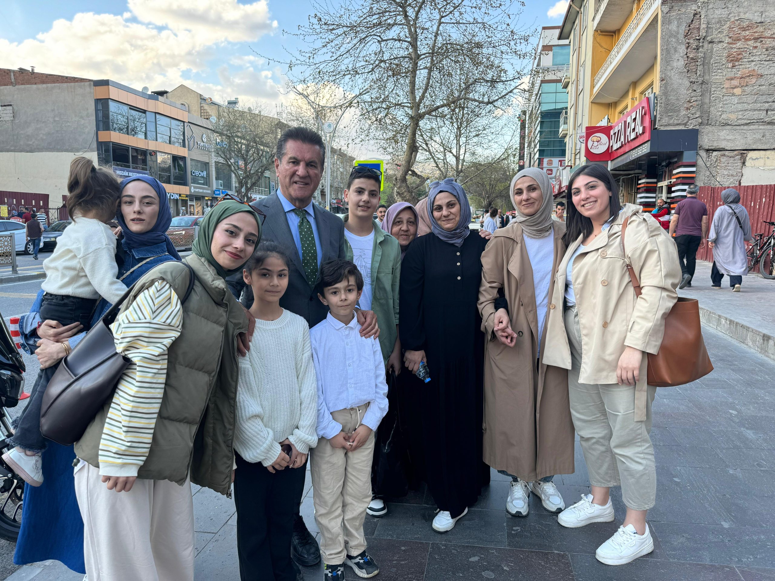 Bayram tatilinin büyük çoğunluğunu Erzincan’da geçiren Cumhuriyet Halk Partisi Erzincan