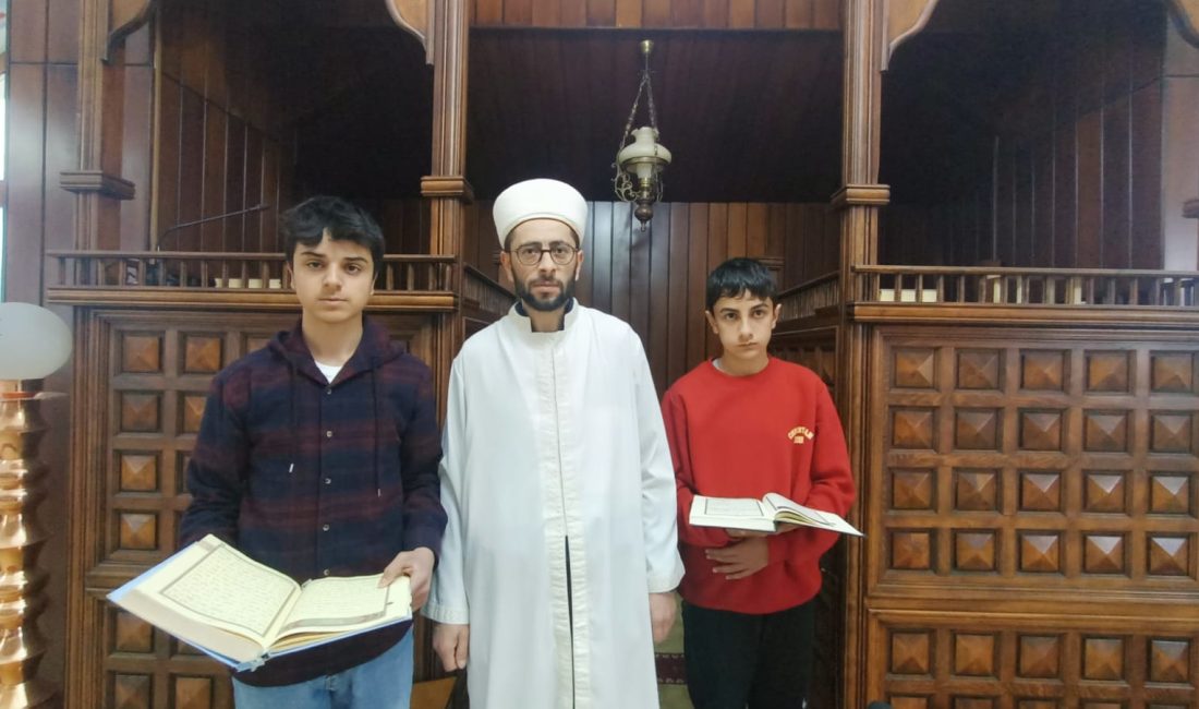 Erzincan’da 14 asırlık mukabele geleneği, genç hafızlar tarafından yaşatılmaya devam