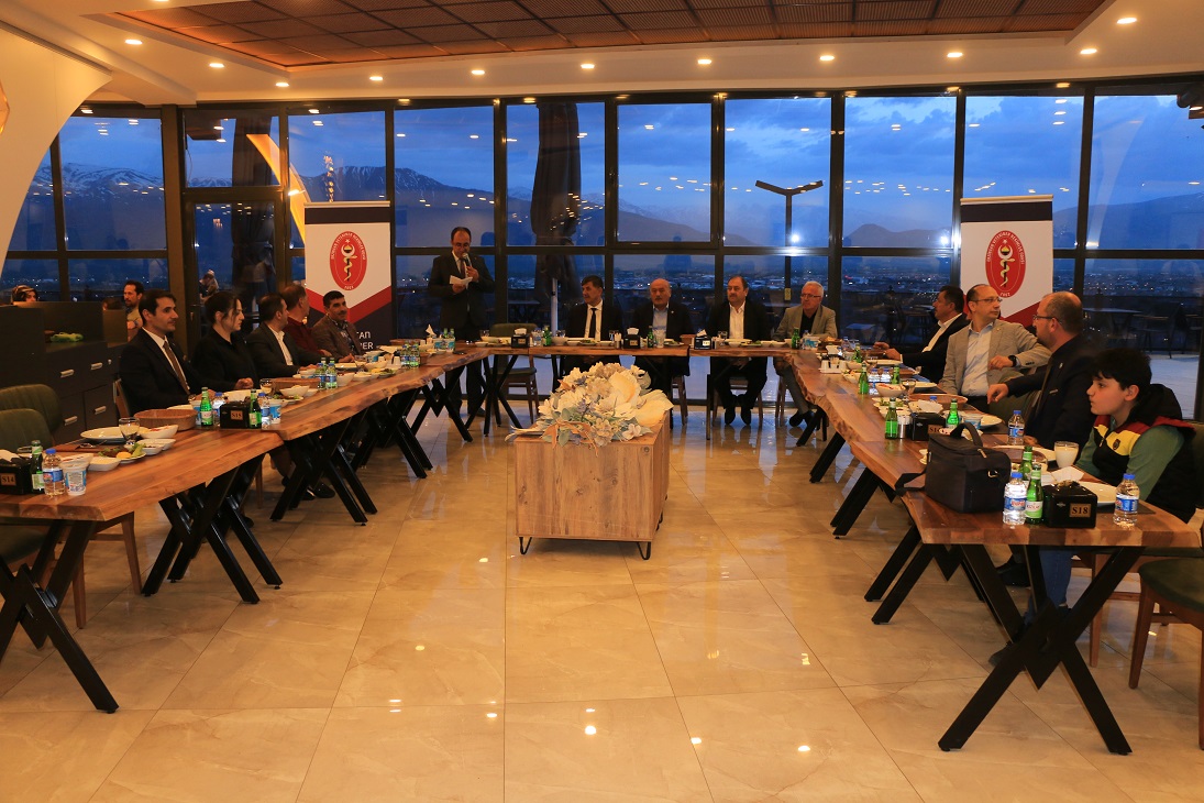 Erzincan’da Veteriner Hekimler günü kutlandı