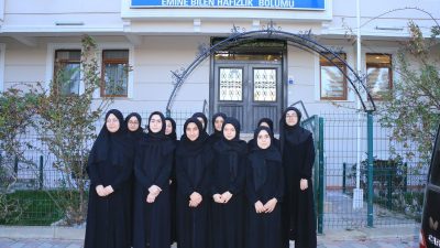 Erzincan’da camilerde Ramazan ayında gerçekleştirilen mukabele geleneği bu yıl da