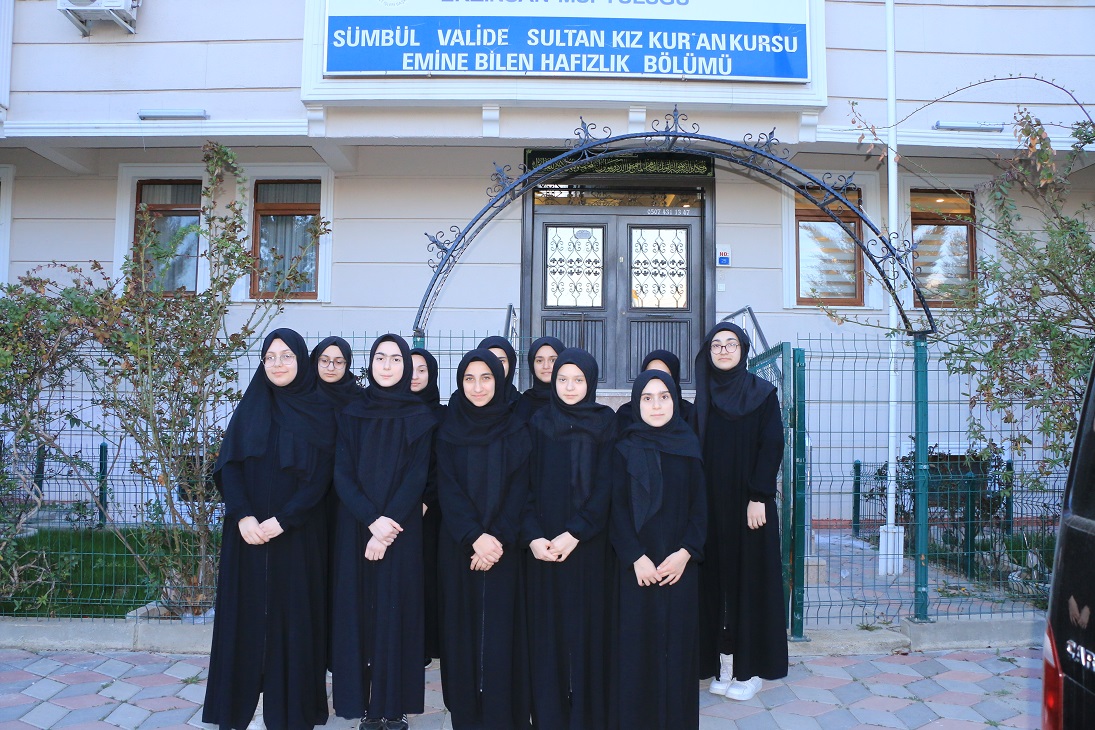 Erzincan’da camilerde Ramazan ayında gerçekleştirilen mukabele geleneği bu yıl da
