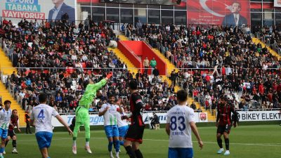 TFF 2. Lig Kırmızı gurup 35. Hafta mücadelesinde kendi sahasında