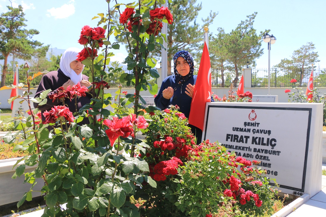 Van’ın Gürpınar İlçesi’nde terör örgütlerine karşı devam eden operasyonlar sırasında