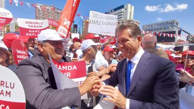 Hafta sonu Ankara Tandoğan Meydan’ında CHP Genel Merkezi tarafından düzenlenen