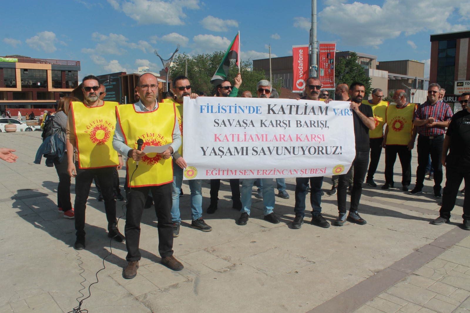 Eğitim Sen Erzincan Şubesi 26 Mayıs 2024 Pazar günü Filistin’in