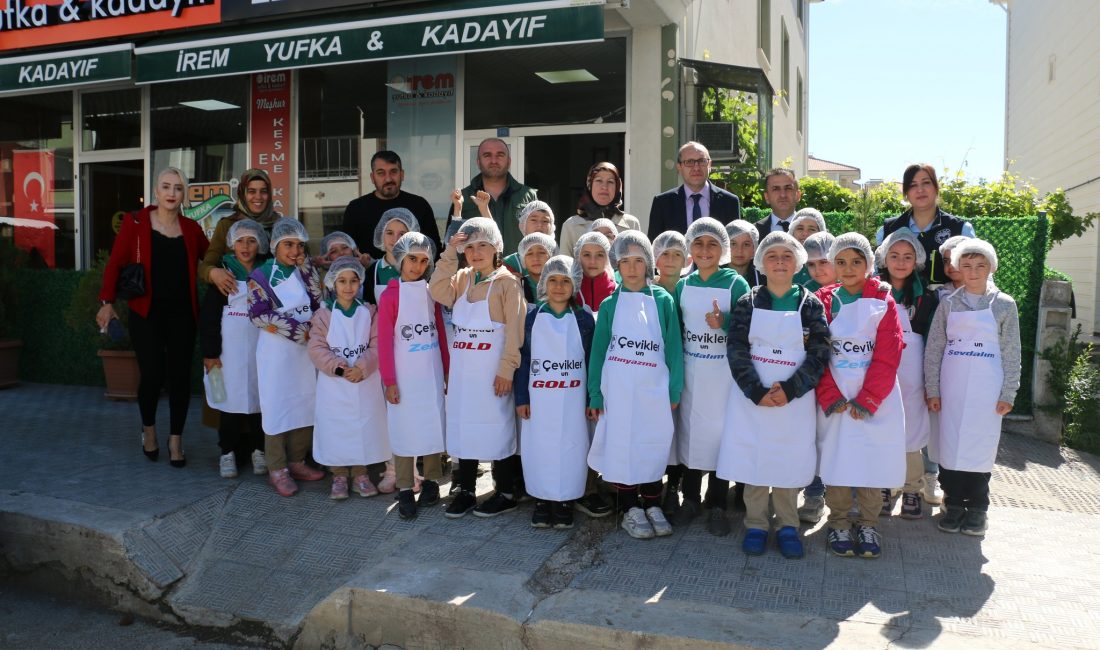 Küçük öğrenciler Erzincan’da bir