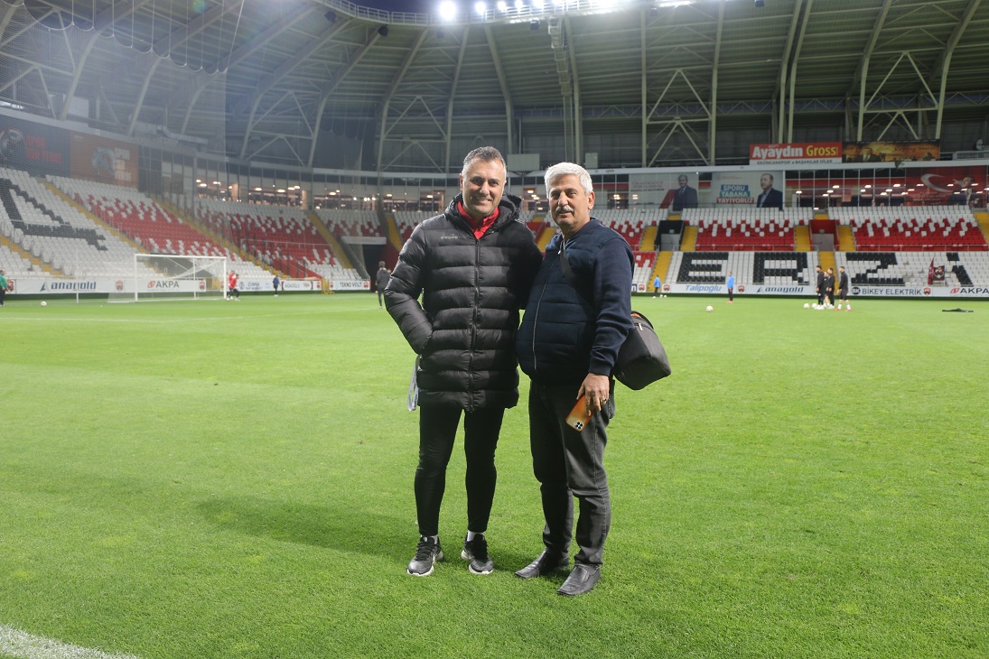 TFF 2. Lig Kırmızı Grupta başarılı bir sezon geçirerek adını