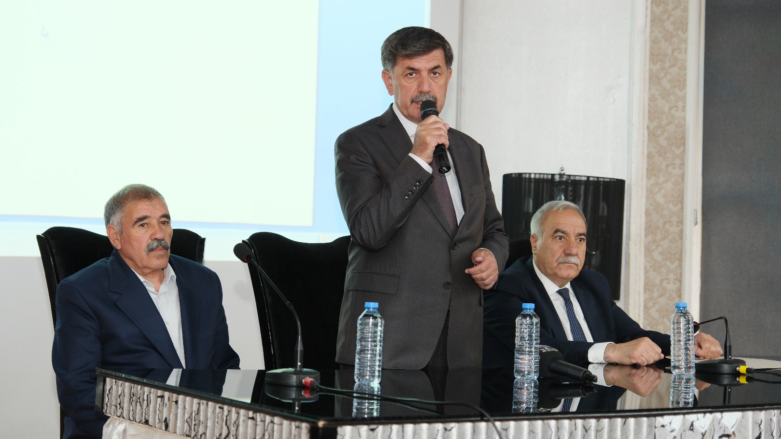 Erzincan Belediye Başkanı Bekir Aksun’un doğal üyesi olduğu Türkiye Belediyeler
