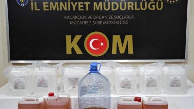 Sahte alkollü içki yapımı ihbarını değerlendiren Erzincan Polisi yaptığı operasyonda