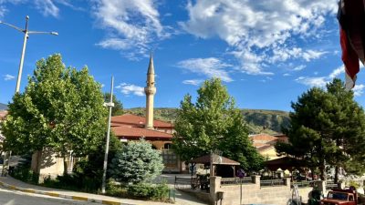 Göreve geldiği tarihten itibaren verdiği sözleri yerine getirmeye devam eden