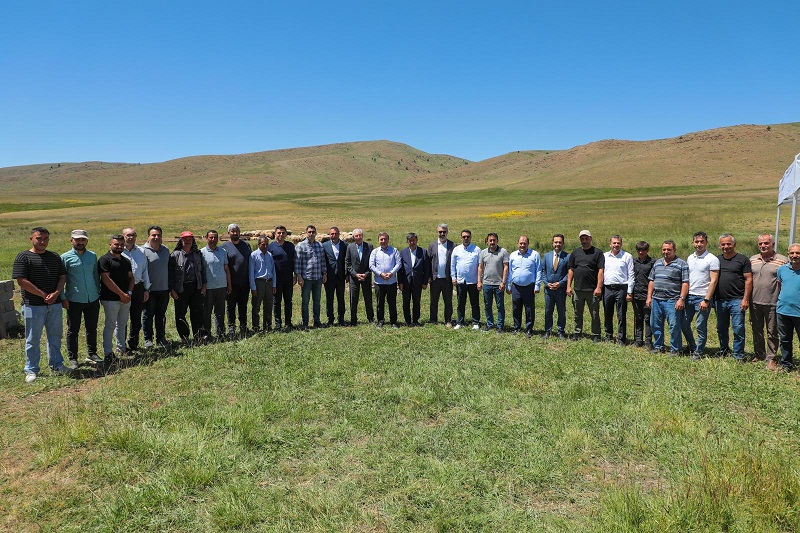 Heybeli Yaylası'nı ziyaret eden Erzincan Valisi Hamza Aydoğdu, Tulum Peyniri
