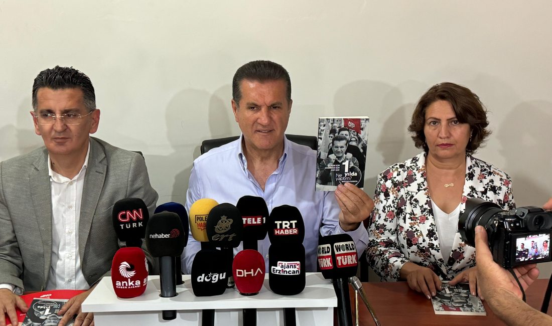 Basın toplantısı düzenleyerek 1 yılını değerlendiren Cumhuriyet Halk Partisi Erzincan