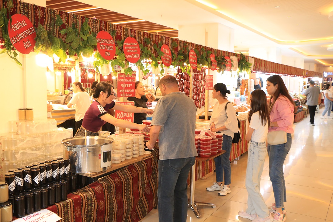 Pars Fuarcılık organizasyonunda beşincisi düzenlenen ve 15 ilin yöresel ürünlerinin