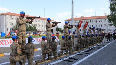 Erzincan Jandarma Komutanlığı 185. Kuruluş yıldönümü vesilesiyle İl Jandarma Komutanlığında