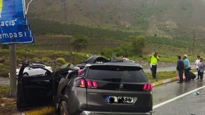 Dün akşam saatlerinden itibaren etkili olan dolu ve yağmur yağışı