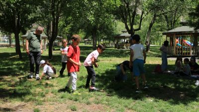 5 Haziran Dünya Çevre Gününde Ekşisu mesire alanında çevre temizliği