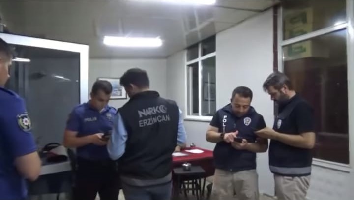 Erzincan İl Emniyet Müdürlüğü koordinesinde 32 ekip 130 personelin katılımıyla