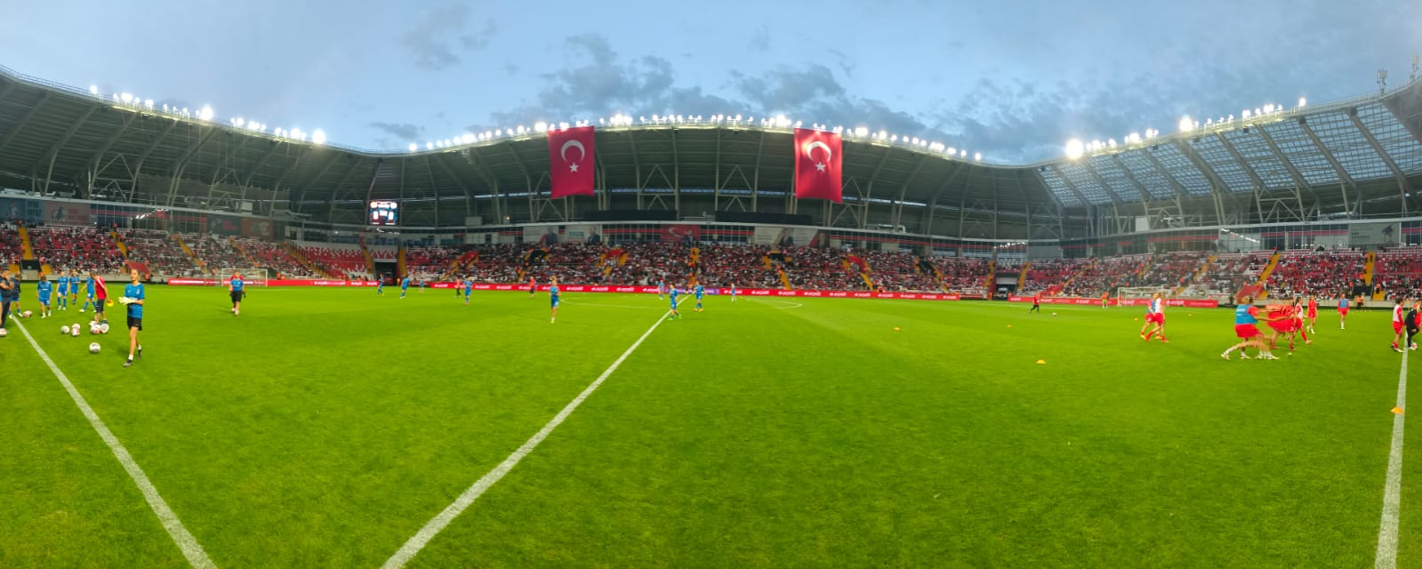 Türkiye Futbol Federasyonu (TFF) dün Erzincan 13 Şubat Stadyumu'nda gerçekleşen