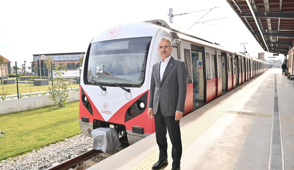 Ulaştırma ve Altyapı Bakanı Abdulkadir Uraloğlu, AK Parti Erzurum Genişletilmiş