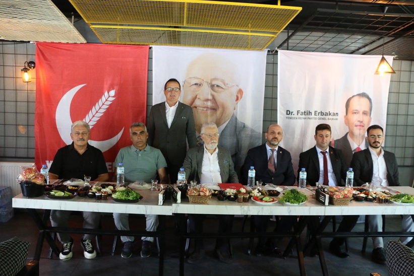 Erzincan’da bulunan, Yeniden Refah Partisi Sosyal Politikalardan Sorumlu Genel Başkan