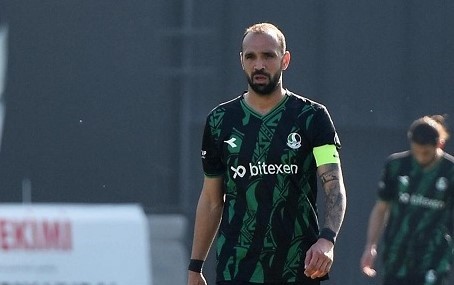Teknik direktörlüğe eski milli futbolcu Gökhan Ünal’ın getirilmesinin ardından transfer