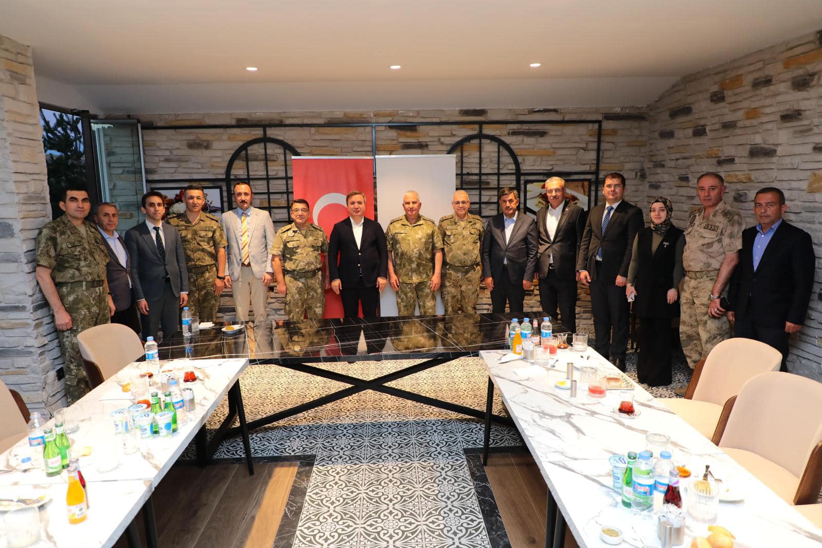 Yaş kararları sonrasında emekli olan ya da tayini çıkan Erzincan'da