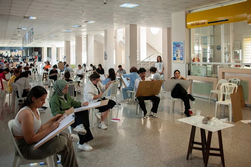 Erzincan Binali Yıldırım Üniversitesi (EBYÜ) Güzel Sanatlar Fakültesi Resim Bölümü'ndeki