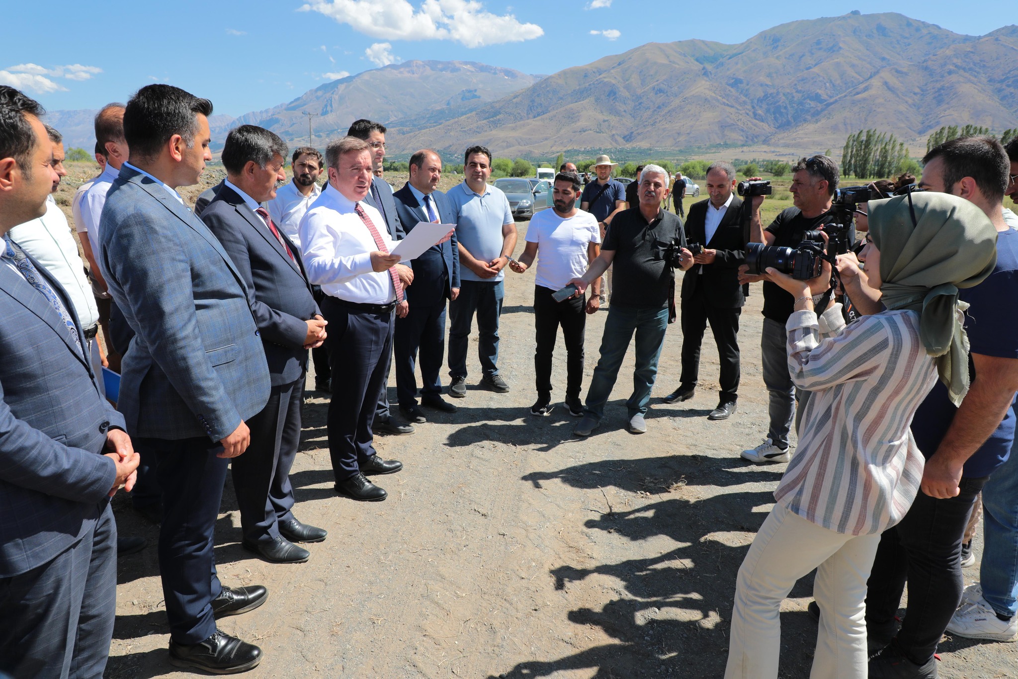Erzincan’da yapım çalışmaları süren Toplu Sera Bölgesi ile 700 kişilik