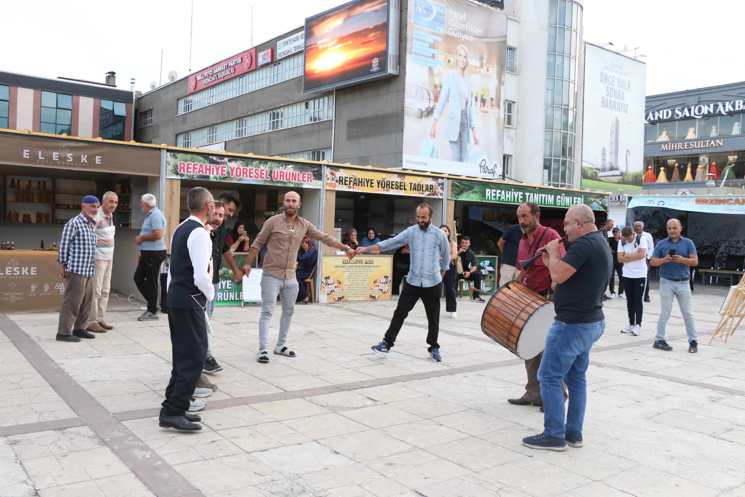 Erzincan Valiliği himayelerinde ilki bu yıl düzenlenen 8/24Erzincan tanıtım günleri