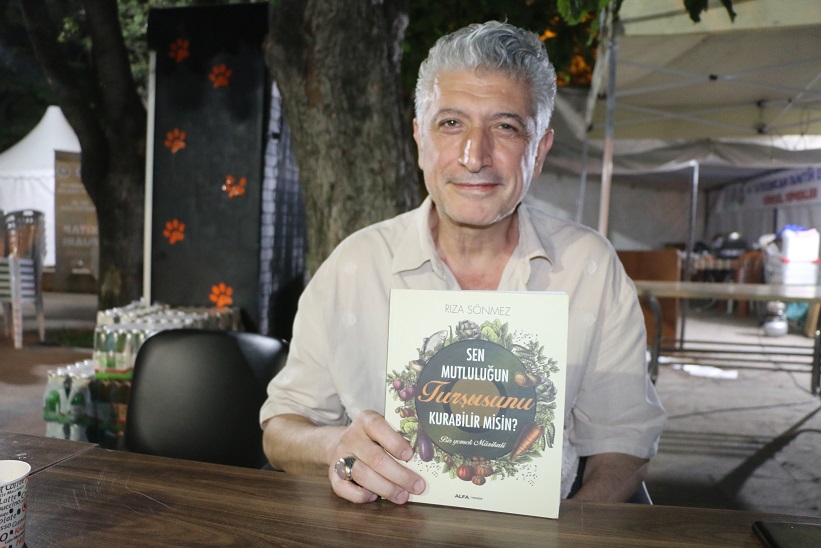 Erzincan Valiliği himayelerinde Erzincan Belediyesi ve Erzincan Binali Yıldırım Üniversitesi