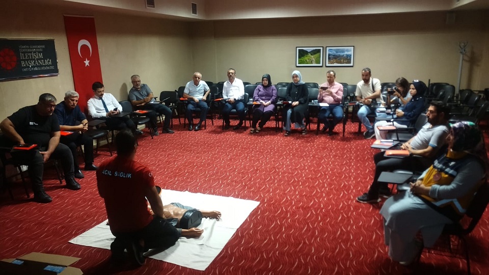Cumhurbaşkanlığı İletişim Başkanlığı Erzincan Bölge Müdürlüğü ve Sağlık Müdürlüğü işbirliğiyle