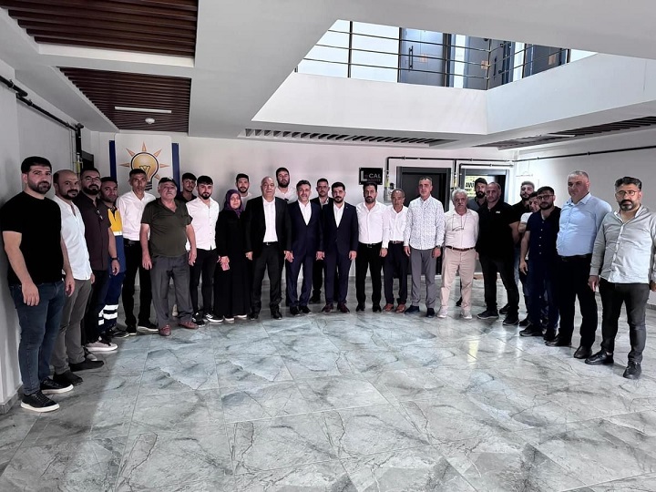 AK Parti Erzincan İl Başkanı Alpay Kabadayı, Erzincan'ın ilçelerine gerçekleştirdiği