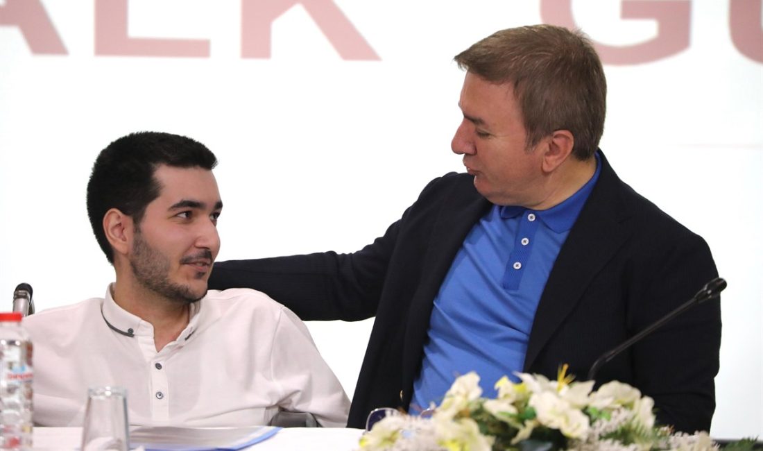 Erzincan Valisi Hamza Aydoğdu, vatandaşların sorunlarını ve taleplerini doğrudan dinlemek