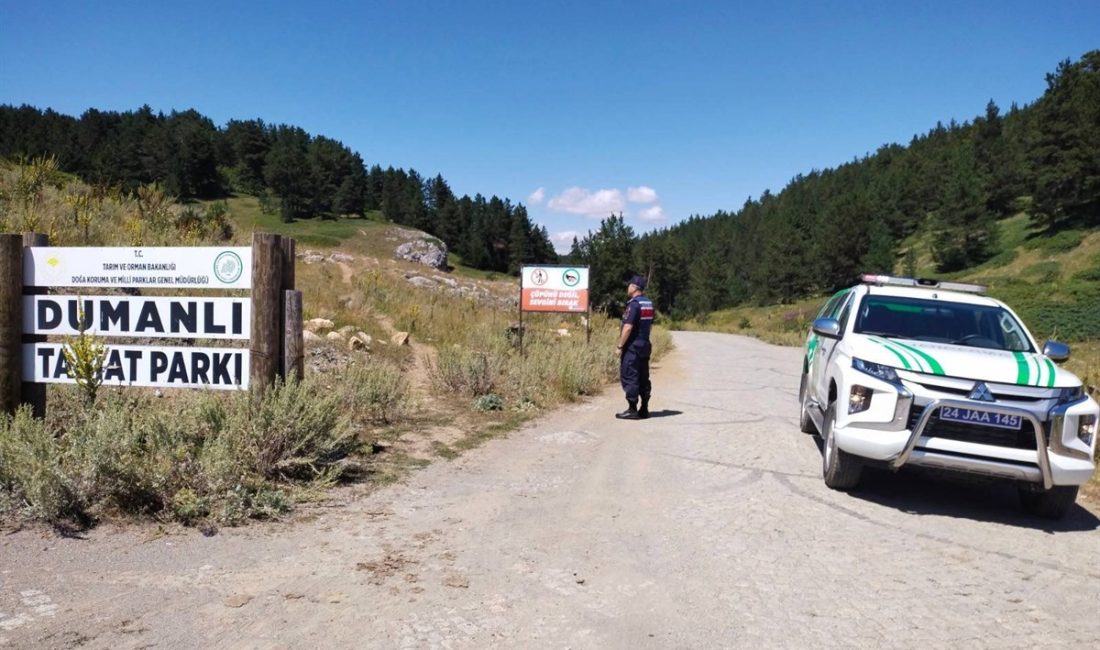 Jandarma bilgilendirme faaliyetlerine devam ediyor Erzincan Valiliği İl Jandarma Komutanlığı tarafından Orman Yangınları ile mücadele