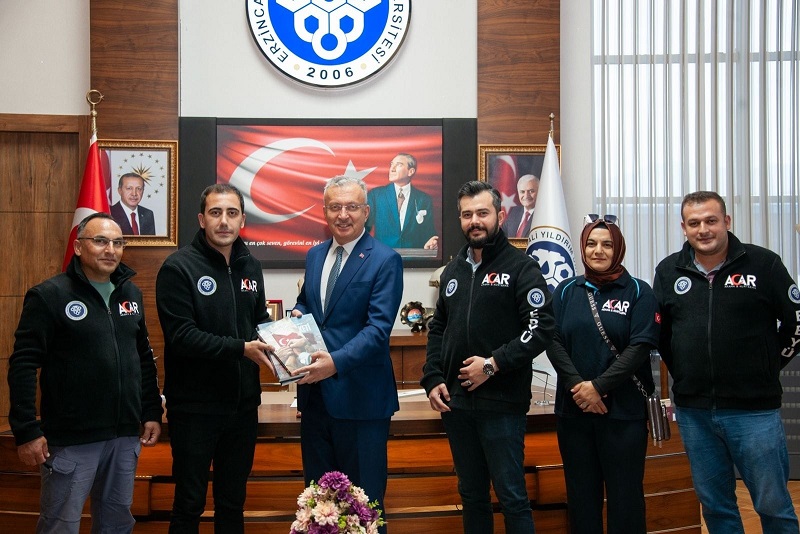 Erzincan Binali Yıldırım Üniversitesi (EBYÜ) bünyesinde gönüllü öğrencilerden kurulu olan