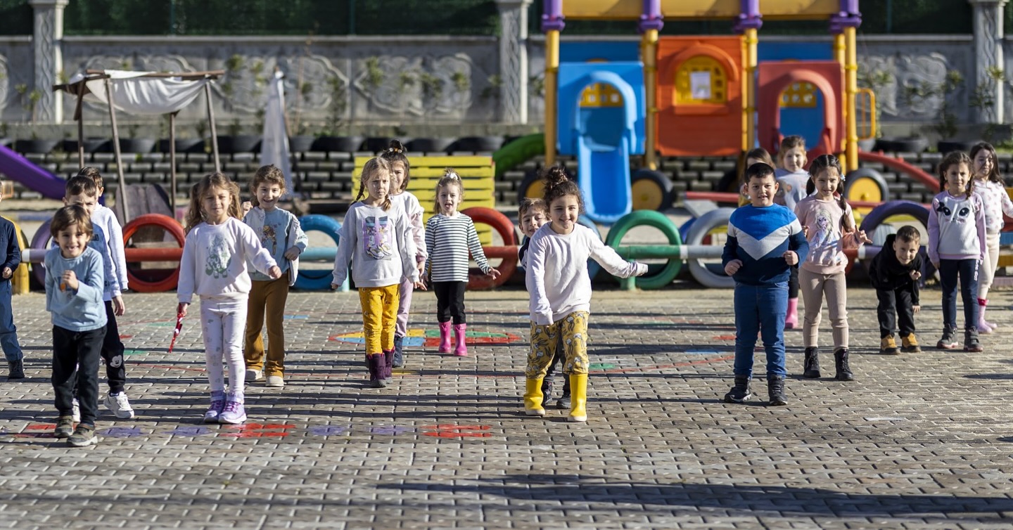 Anaokulu ve ilkokul 1’inci sınıf öğrencileri, uyum haftası kapsamında eğitime