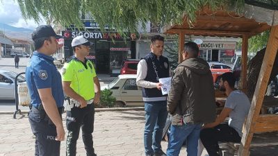 Erzincan İl Emniyet Müdürlüğü İlçe Emniyet Amirliği Ekiplerince ilçe meydanları,