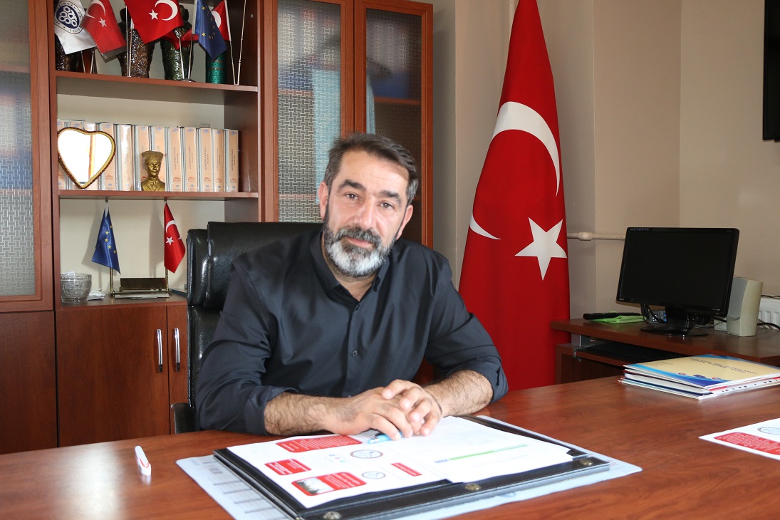 Hollanda'da faaliyet göstermekte olan Can Erzincanlılar Vakfı Erzincan ve deprem