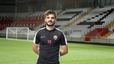 TFF 2. Lig Beyaz gurupta mücadele eden 24Erzincanspor ligin ikinci