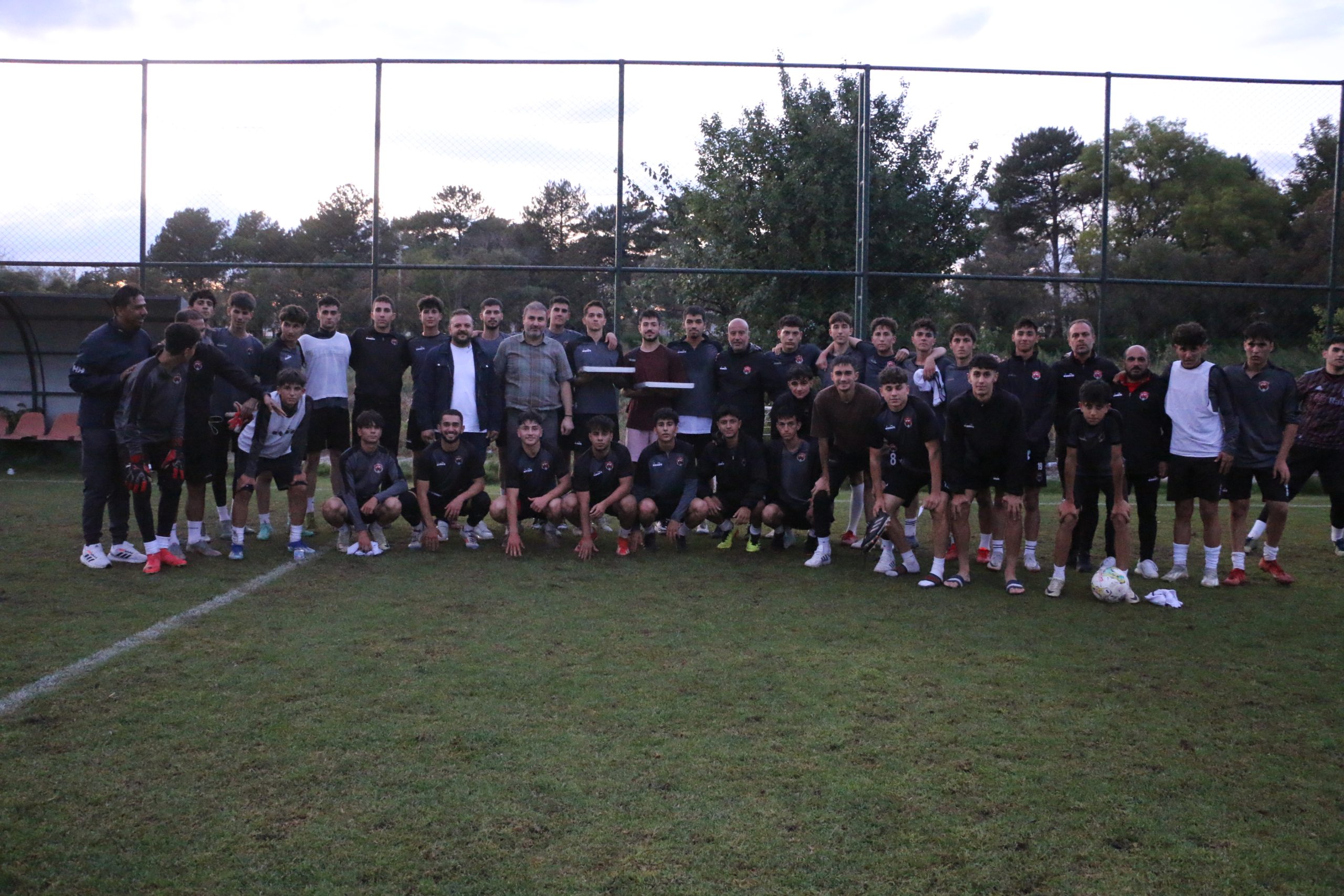 24Erzincanspor U-19 takımı 28 Eylülde başlayacak olan gurup maçları öncesinde