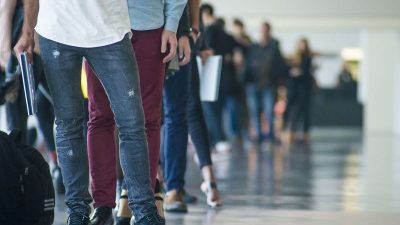 Türkiye’de işsizlik oranları kritik seviyelere ulaştı. İş arayan vatandaşlar, geçim