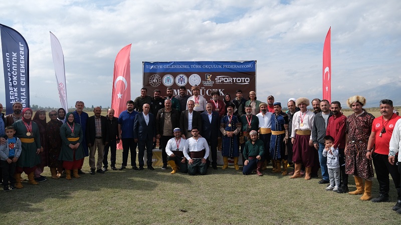 Erzincan’da düzenlenen Mengücek Melik Gazi Büyükler Hava Koşusu Şampiyonası, 20