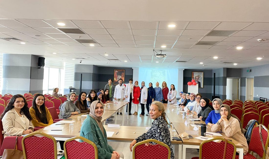 Erzincan Mengücek Gazi Eğitim ve Araştırma Hastanesinde "Anne Sütünün Teşviki