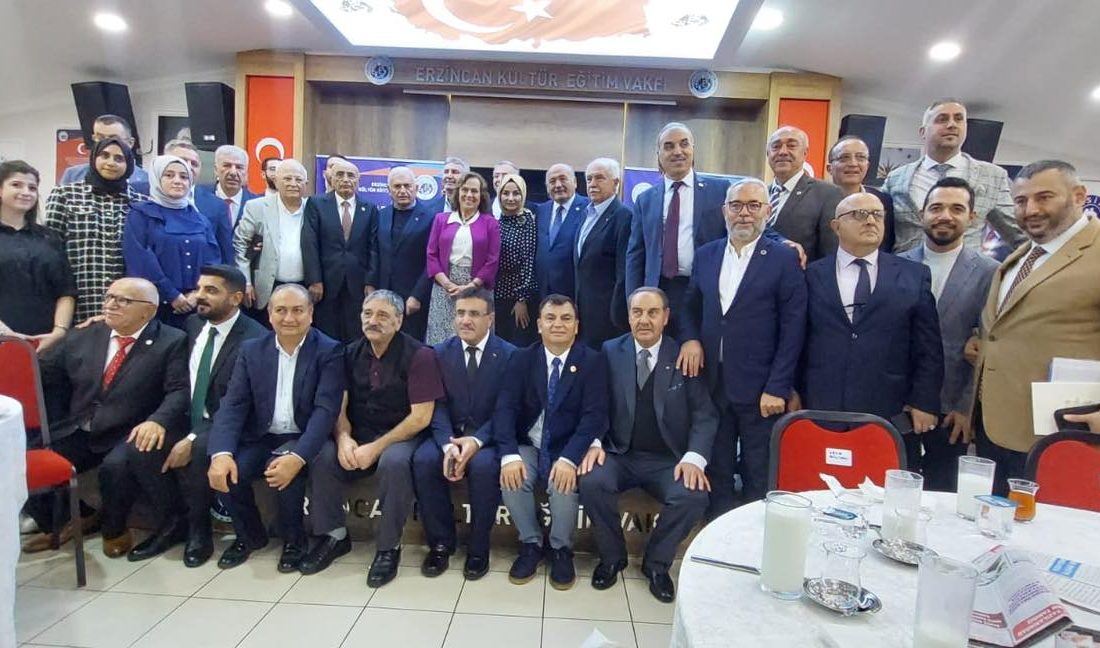 Erzincan Kültür Eğitim Vakfı (EKEV) 2024-2025 eğitim-öğretim yılında üniversite öğrencilerine