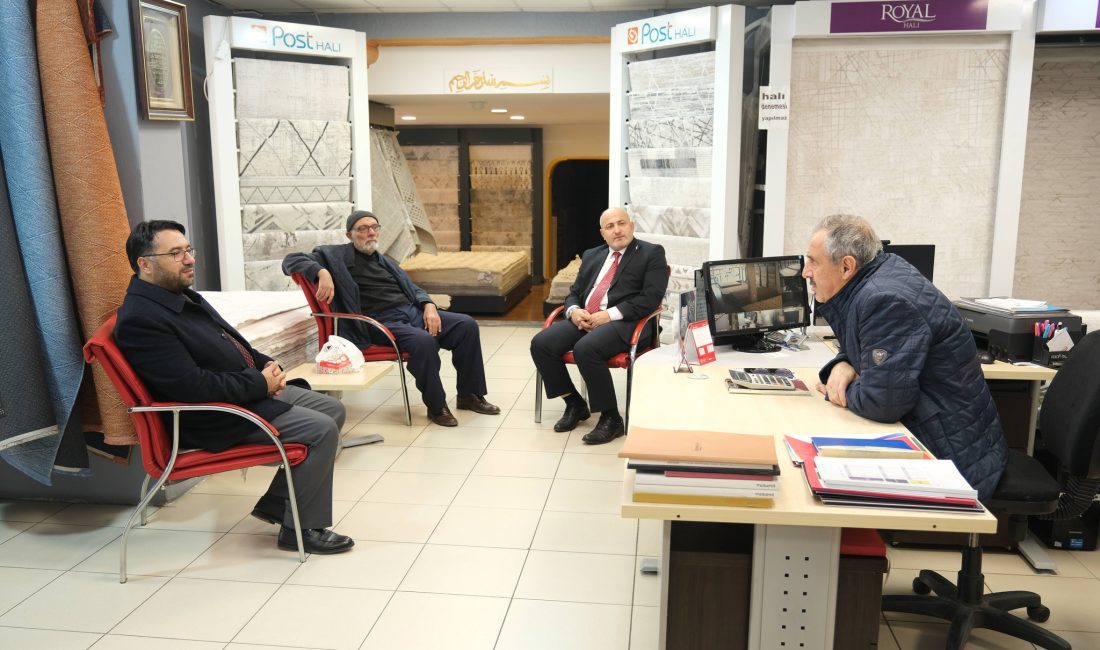 Göreve başladığı günden itibaren fırsat buldukça esnaf ziyaretleri gerçekleştiren Erzincan