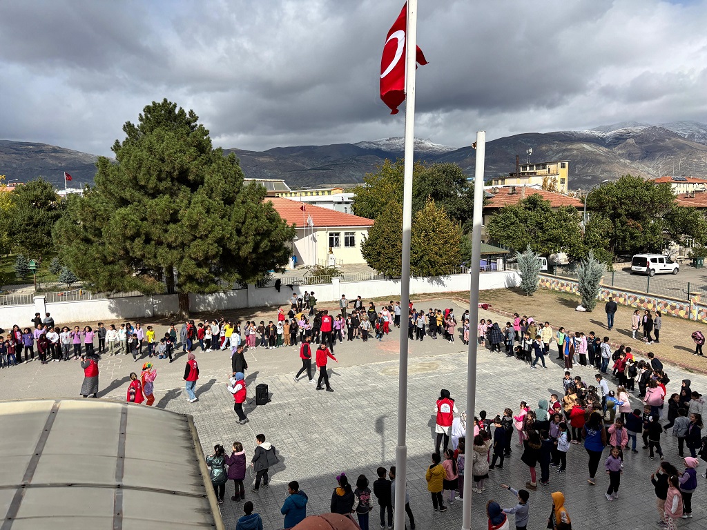 Erzincan Binali Yıldırım Üniversitesi Zekâ Oyunları kulübü tarafından Erzincan Zeynep