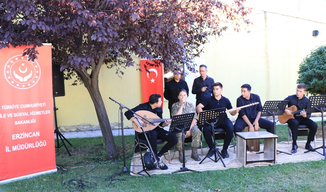 3. Ordu Komutanı Korgeneral Veli Tarakçı ve beraberindeki subay, astsubay